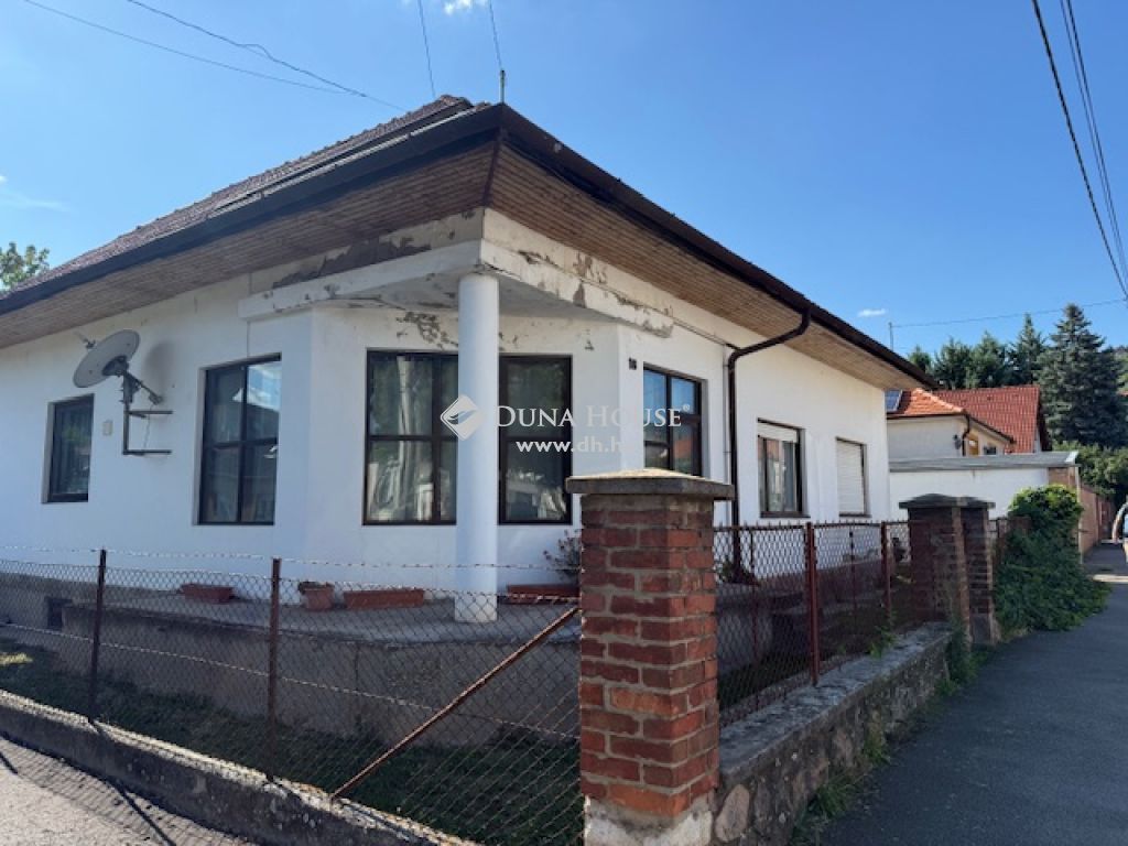 7633 Pécs — 1/22