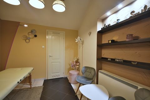 Kiadó Üzlethelyiség 1085 Budapest 8. kerület 
