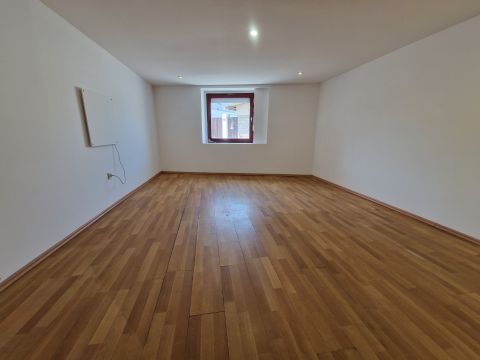 Eladó Ház 6503 Baja Szentistván központtól 1 percre, csendes helyen