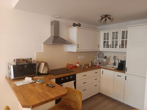 Eladó Lakás 8226 Alsóörs Alsóörs