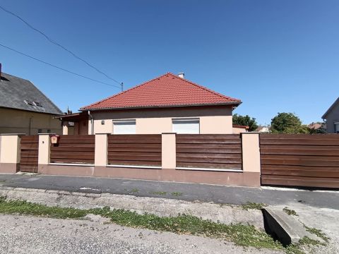 Eladó Ház 8600 Siófok 