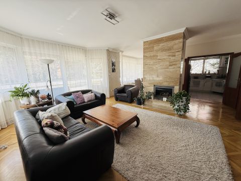 Eladó Ház 1112 Budapest 11. kerület , Sas-hegy Természetvédelmi Területén