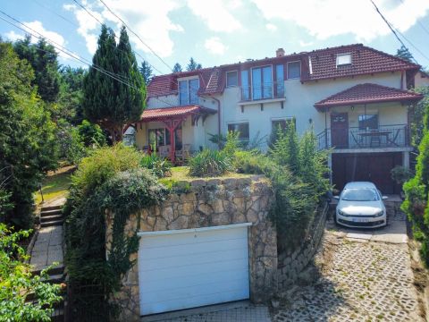 Eladó Ház 2014 Csobánka 