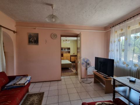 Eladó Ház 8314 Vonyarcvashegy , Csendes, 1 km-re a Balatontól