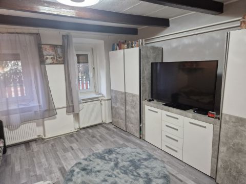 Eladó Ház 2243 Kóka , Kókán közel a rendelőhöz, bolthoz eladó 60 m2-es parasztház