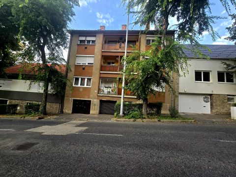 Eladó Lakás 7625 Pécs 