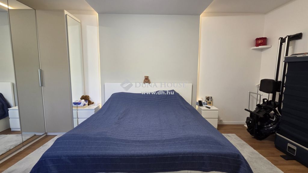 1037 Budapest 3. kerület — 1/19