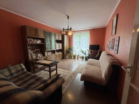 Eladó Lakás 7940 Szentlőrinc , Penny Parkoló