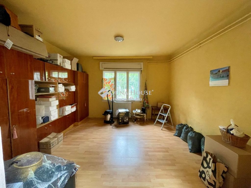 1147 Budapest 14. kerület , Lőcsei úton 283 m2 telken családi ház! — 1/13