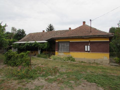 Eladó Ház 8123 Soponya , Soponya Mesevár Óvoda 