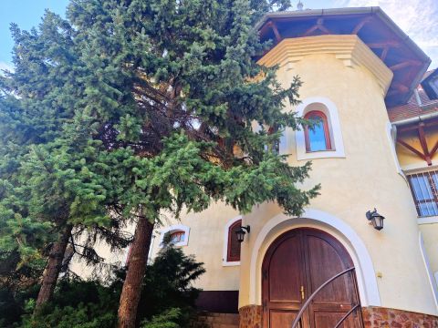 Eladó Lakás 8624 Balatonszárszó 