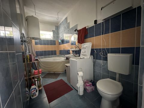 Eladó Ház 7012 Alsószentiván Dr. Szentivány Péter Közösségi Szintér 