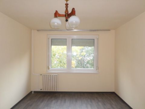 Eladó Lakás 1181 Budapest 18. kerület 
