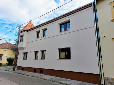 Eladó Lakás 2600 Vác Belváros