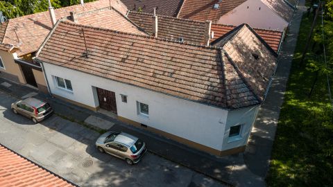 Eladó Lakás 2600 Vác Óvárosi földszintes lakás