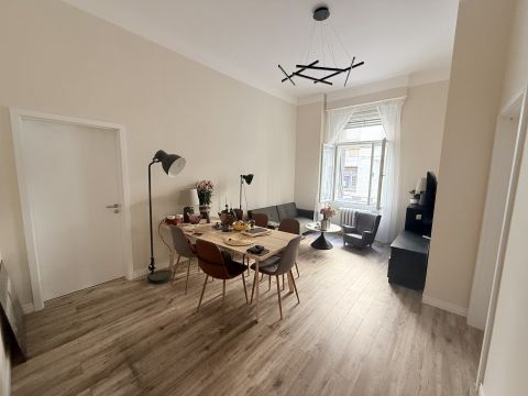 Eladó Lakás 1136 Budapest 13. kerület , NYUGATI KÖZELÉBEN, JÓ ÁLLAPOTÚ, 4 SZOBÁS LAKÁS