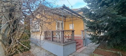 Eladó Ház 5666 Medgyesegyháza 5666 Medgyesegyháza, Gárdonyi utca