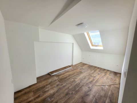 Eladó Lakás 1047 Budapest 4. kerület 4. Ker. - EXKLUZÍV, KULCSRAKÉSZ OTTHON A BELVÁROS PEREMÉN!