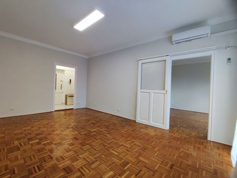 Eladó Lakás 7633 Pécs 