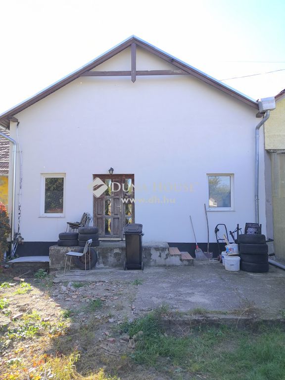 2462 Martonvásár , Kismartoni részen, kertes sorház, beépíthető tetőtérrel — 1/24