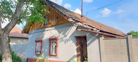 Eladó Ház 5940 Tótkomlós , Vasútállomástól pár perc sétányira, cirkófűtéses