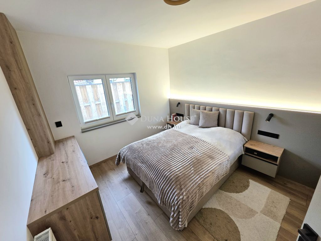 8617 Kőröshegy , Gyönyörű lakás a központban! — 1/19