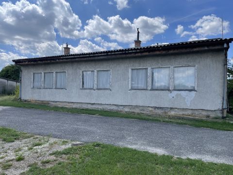 Eladó Ház 2060 Bicske 