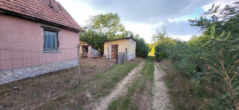 Eladó Ház 2212 Csévharaszt 