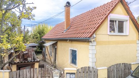 Eladó Ház 2051 Biatorbágy 