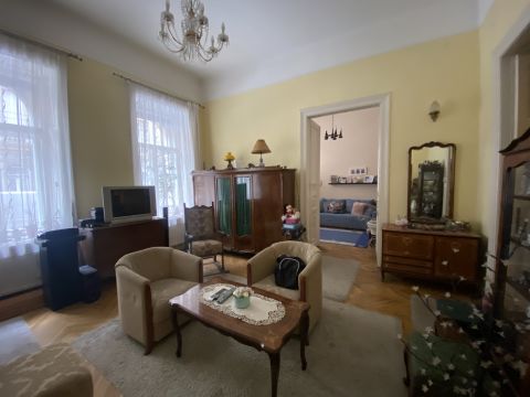 Eladó Lakás 1064 Budapest 6. kerület 