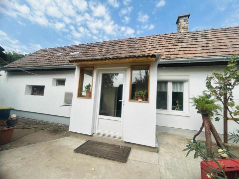 Eladó Ház 2225 Üllő 