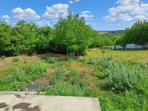 Eladó Telek 8093 Lovasberény 