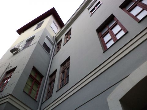 Eladó Lakás 8000 Székesfehérvár Belváros