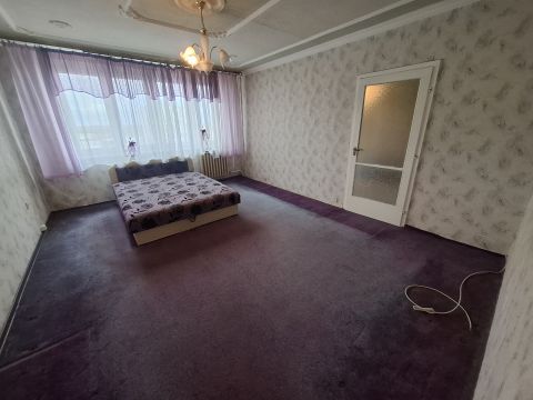 Eladó Lakás 6100 Kiskunfélegyháza , Felújított 2 szobás lakás 