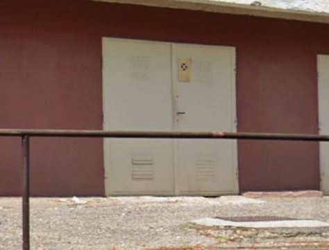 Eladó Parkoló 7625 Pécs , Mecsekoldalon 17m2-es önálló garázs