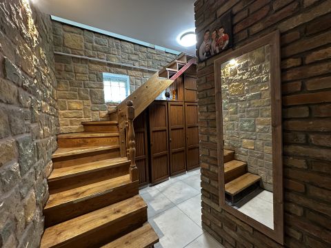 Eladó Ház 7090 Tamási , eladó 1957 négyzetméteres telken különleges ingatlanegyüttes.