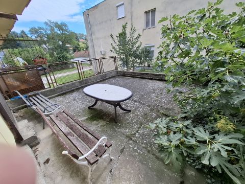 Eladó Lakás 8640 Fonyód Földszinti nagy lakás