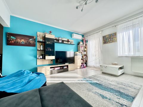 Eladó Lakás 1048 Budapest 4. kerület 