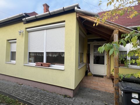 Eladó Ház 2457 Adony 