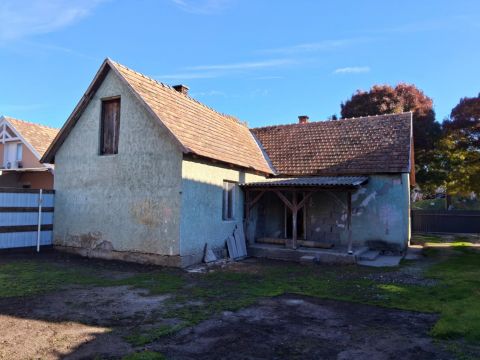 Eladó Ház 8600 Siófok , Kilitin eladó családi ház!