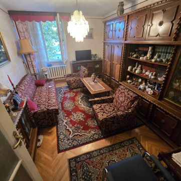 Eladó Lakás 6000 Kecskemét , ELADÓ 2+Fél SZOBÁS LAKÁS AZ ÁRPÁD KRT-ON