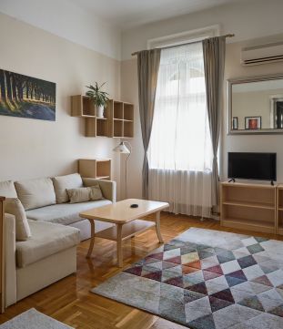 Eladó Lakás 1067 Budapest 6. kerület 