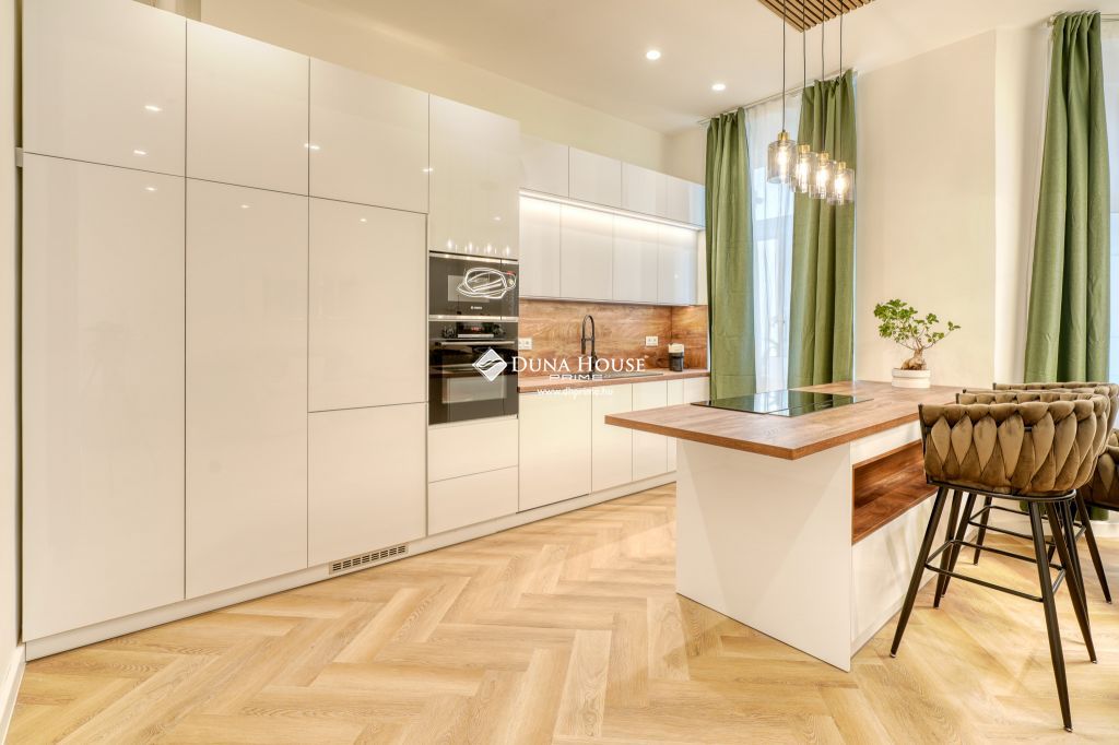 Eladó lakás, Budapest, 5. kerület