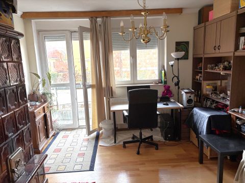 Eladó Lakás 2500 Esztergom 