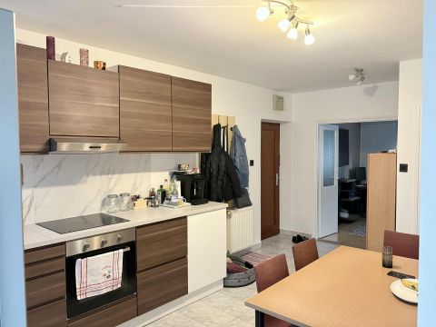 Eladó Lakás 9200 Mosonmagyaróvár , Óvóda köz környéke