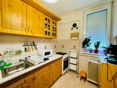 Eladó Lakás 4002 Debrecen , 4028 Debrecen, Nagyerdőalja