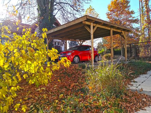Kiadó Ház 2092 Budakeszi panorámás nyugodt környezteben, két lakrésszel