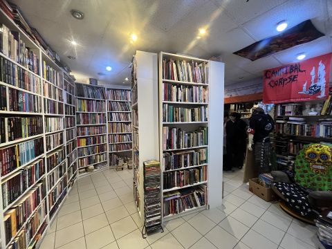 Eladó Üzlethelyiség 6000 Kecskemét Belvárosi üzlethelyiség