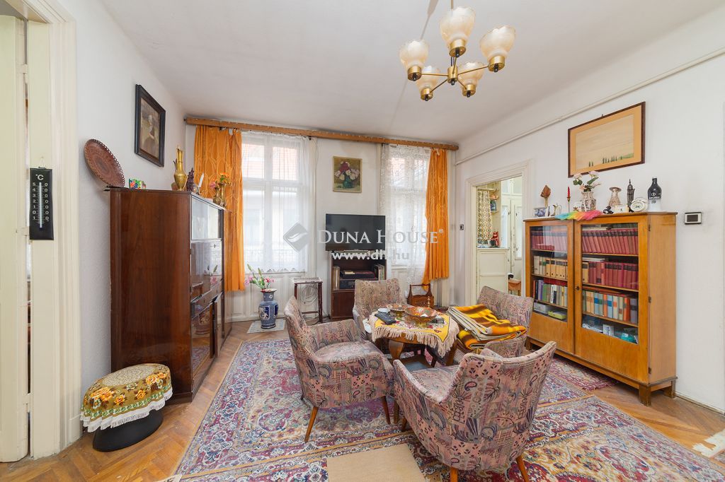 1053 Budapest 5. kerület — 1/11