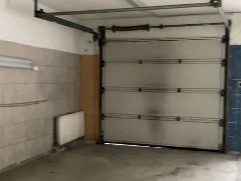 Eladó Parkoló 9400 Sopron , Sopron belvárosában, önálló garázs eladó!